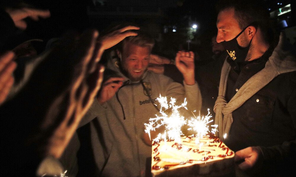 Άρης: Πανηγύρια και τούρτα γενεθλίων! (photos)
