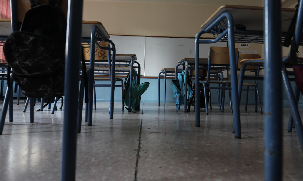 Δημοτικά σχολεία: Γιατί διαφωνούν οι ειδικοί για το άνοιγμά τους