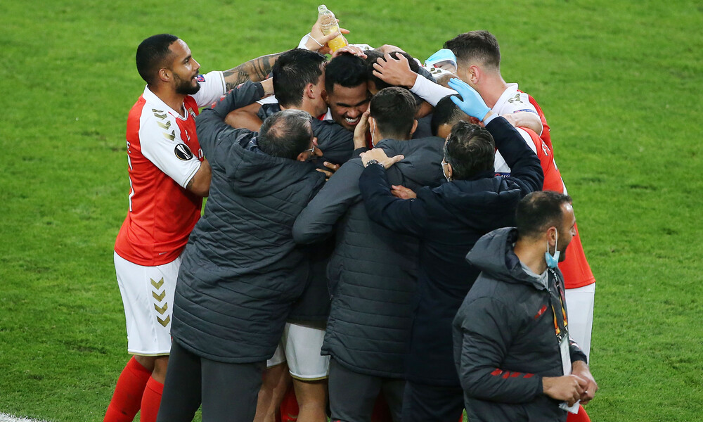 Καρβαλιάλ: «Η ΑΕΚ έπαιξε καλύτερα στην Πορτογαλία» (photos)