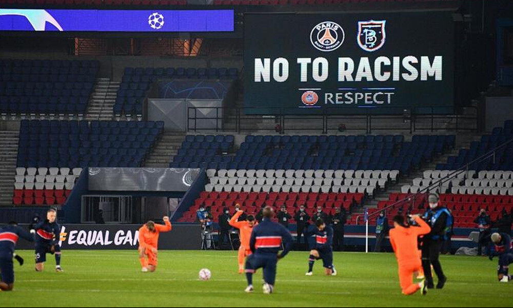 Παρί-Μπασακσεχίρ: Γονάτισαν οι παίκτες στον ύμνο του Champions League (video)
