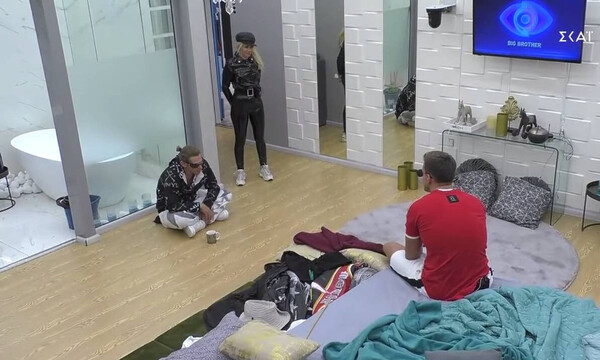 Big Brother: Απίστευτο σκηνικό - Το ενδιαφέρον της Άννας Μαρίας για το… μέγεθος του Πυργίδη (vid)