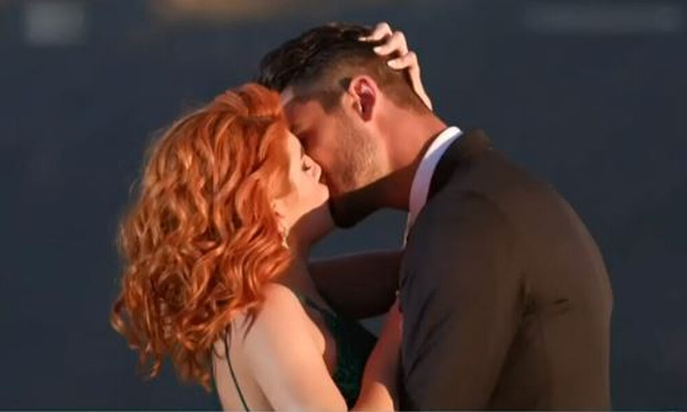 The Bachelor: Το τρίτο πρόσωπο ανάμεσα στον Παναγιώτη και τη Νικολέττα (pics+vid)