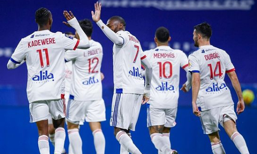 Ligue 1: Χριστούγεννα στο ρετιρέ για Λιόν και Λιλ, ακολουθεί η Παρί! (video+photos)