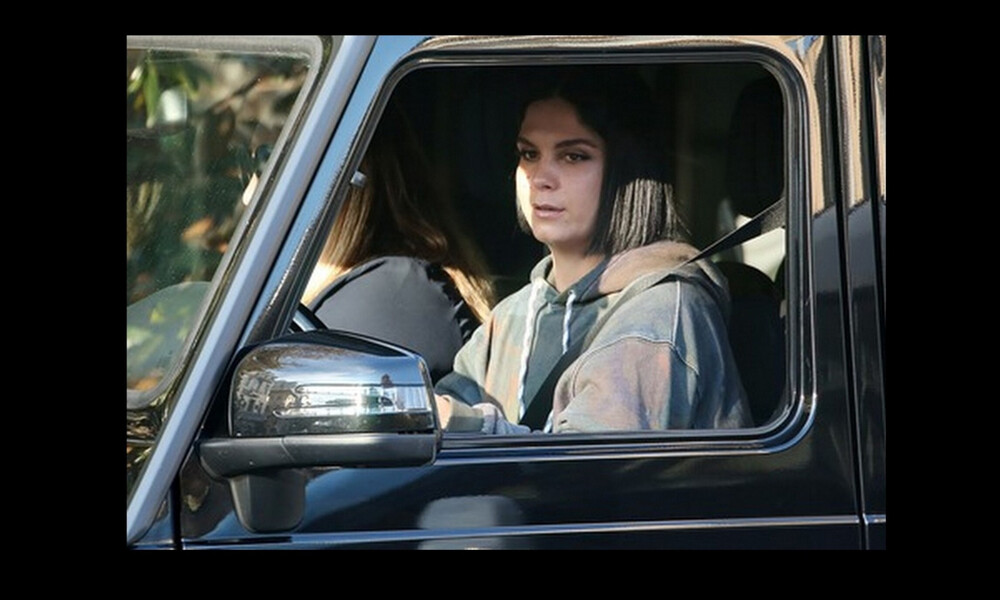 My style rocks: Θα πάθεις πλάκα όταν δεις με τι αυτοκίνητο κυκλοφορεί η νικήτρια, Αρετή Λις