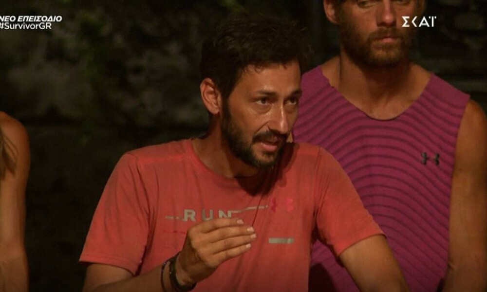 Survivor: Εκτός εαυτού ο Πάνος Καλίδης! Ζήτησε να γκρεμιστεί η καλύβα του στην παραλία των Κόκκινων!