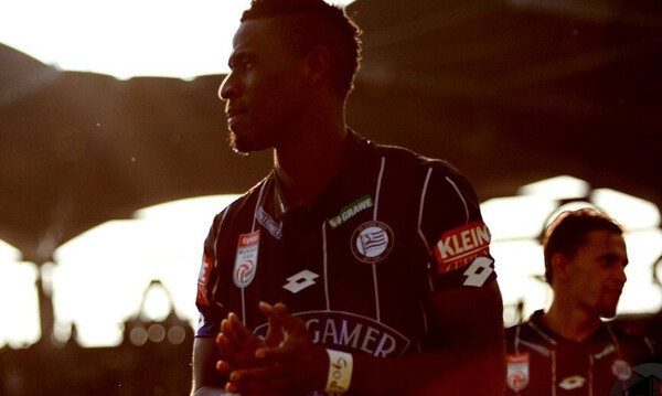 Επίσημο: Στον Ατρόμητο ο Εντομβόνγι! (photos+video)