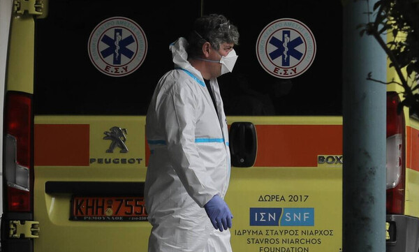 Κρούσματα σήμερα: 698 νέα ανακοίνωσε ο ΕΟΔΥ - 26 νεκροί σε 24 ώρες, στους 299 οι διασωληνωμένοι