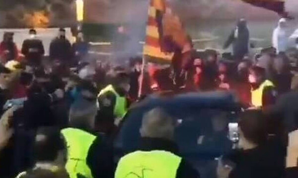 Χαμός πριν το Μπαρτσελόνα-Παρί Σεν Ζερμέν: Πορεία οπαδών στο Καμπ Νόου (video+photos)