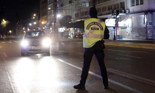 Lockdown: Ποια άρση; Νοσοκομεία και μεταλλάξεις φέρνουν παράταση μέχρι...