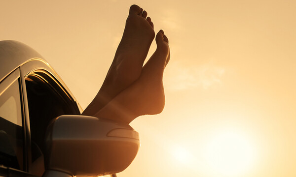 Πέντε σοβαρά προβλήματα υγείας που αποκαλύπτουν τα πόδια (pics)