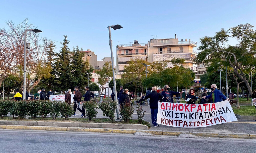 Νίκαια: Σε εξέλιξη η συγκέντρωση κατά της αστυνομικής βίας - Φόβοι για νέα επεισόδια