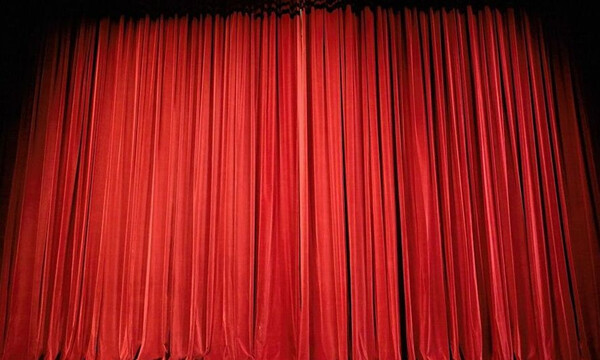 Θλίψη!  Έφυγε από τη ζωή γνωστός ηθοποιός