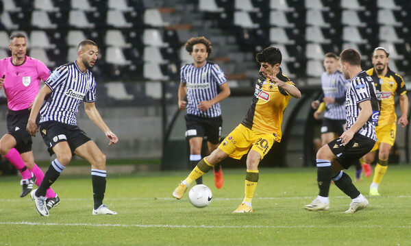 Πρεμιέρα με ντέρμπι ΠΑΟΚ-ΑΕΚ στα play off της Super League