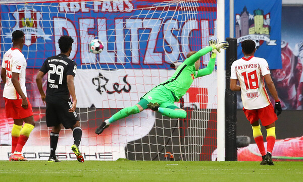 Bundesliga: Το top-5 των γκολ της 27ης αγωνιστικής (video)