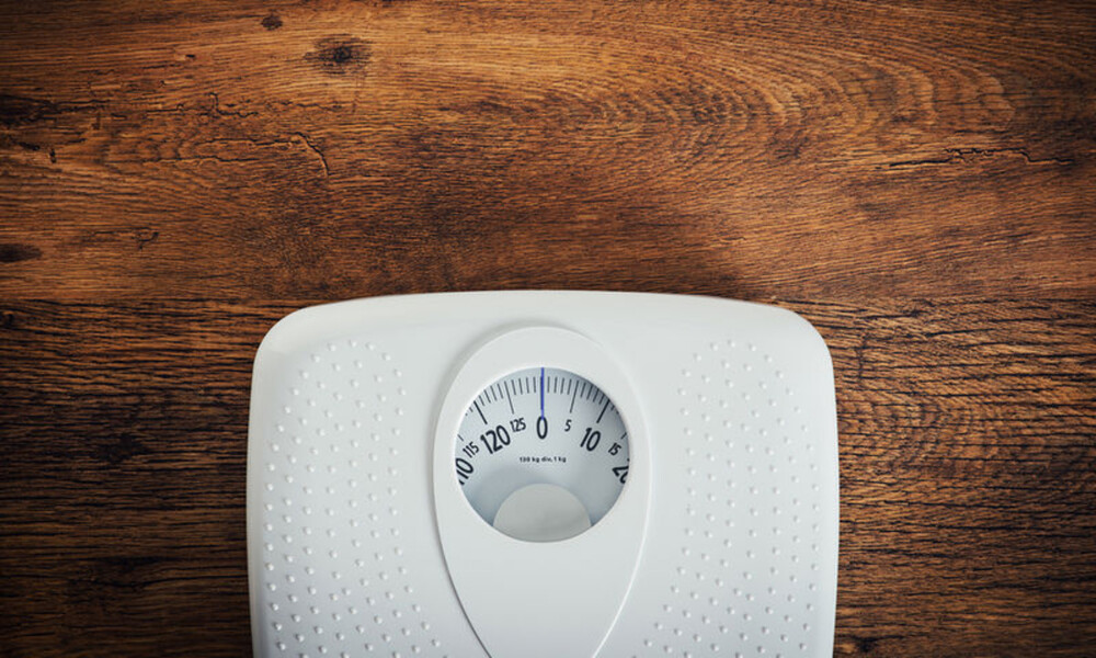 Απώλεια βάρους χωρίς δίαιτα μετά τα 60: Με ποιες παθήσεις συνδέεται (εικόνες)