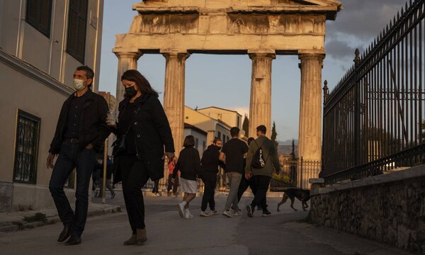 Άρση lockdown: Οι τελικές εισηγήσεις - Πότε ανοίγουν εστίαση, σχολεία, μετακινήσεις