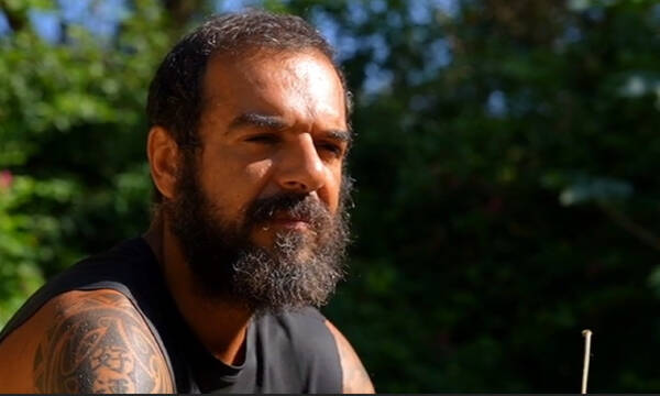 Survivor: Η φωτογραφία του Τριαντάφυλλου από την ημέρα που «έχασε» τον πατέρα του