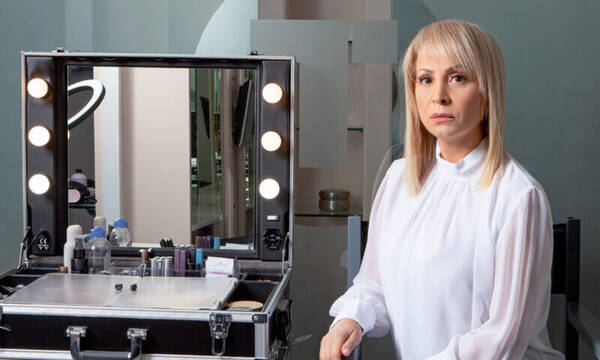 Τέτα Καμπουρέλη: Τα απειλητικά μηνύματα, το τρίτο πρόσωπο στον γάμο της και ο εφιάλτης που ζει!