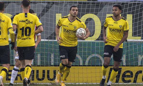 Eredivisie: Ο Γιακουμάκης έκανε ρεκόρ, αλλά η Φένλο πέφτει! 