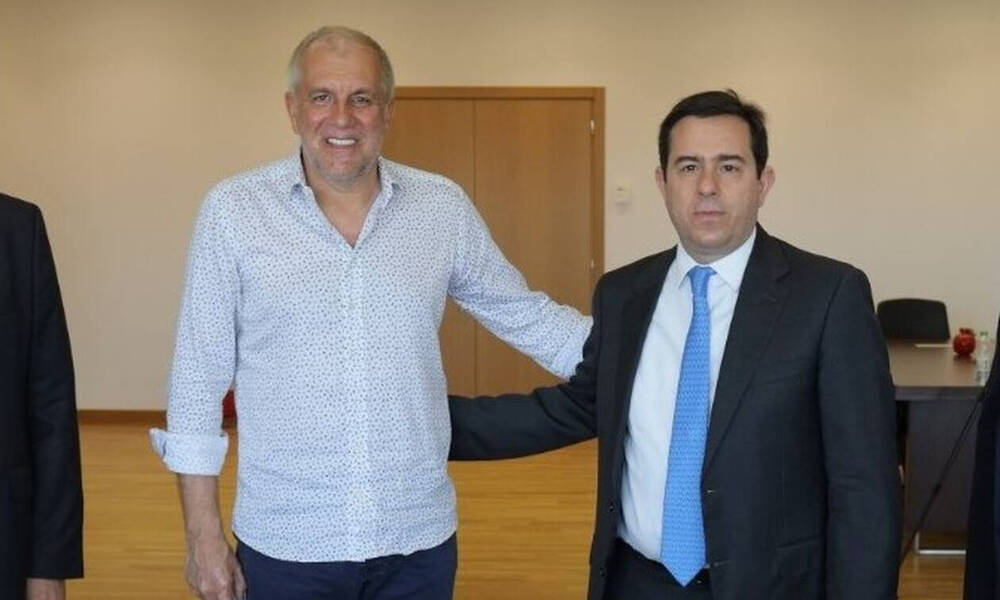 Συνάντηση Μηταράκη με Ομπράντοβιτς - Τι γυρεύει στην Ελλάδα ο Σέρβος;