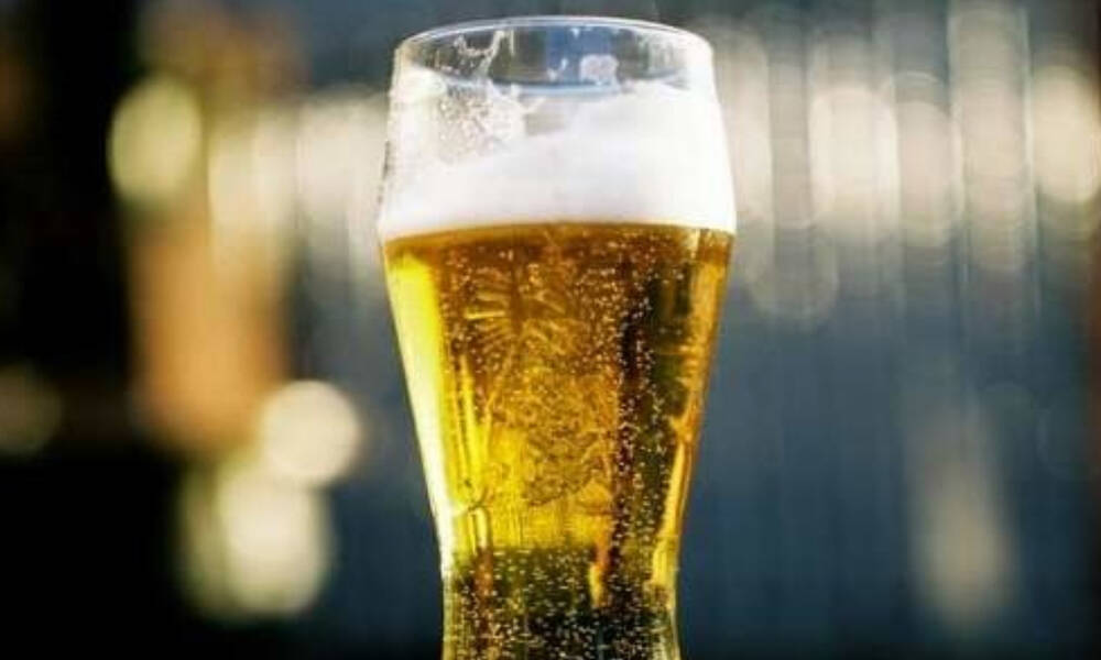 Μπύρα: Θερμίδες & 5 οφέλη για την υγεία (εικόνες)
