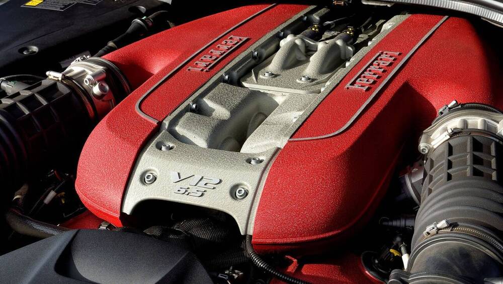 Αυτοκίνητο: Πόσο πιο δυνατός μπορεί να γίνει ο κλασικός V12 της Ferrari;