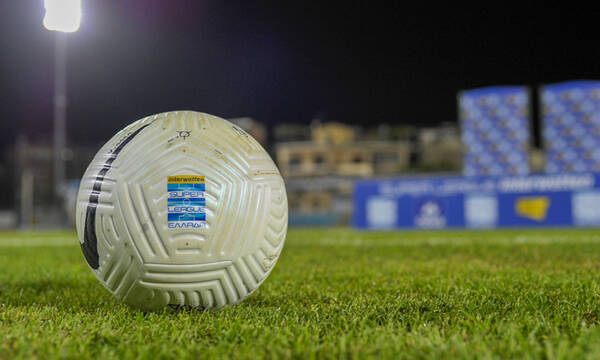 Super League: Αίτημα για επιστροφή κόσμου στα γήπεδα - Θετικό κλίμα από την κυβέρνηση