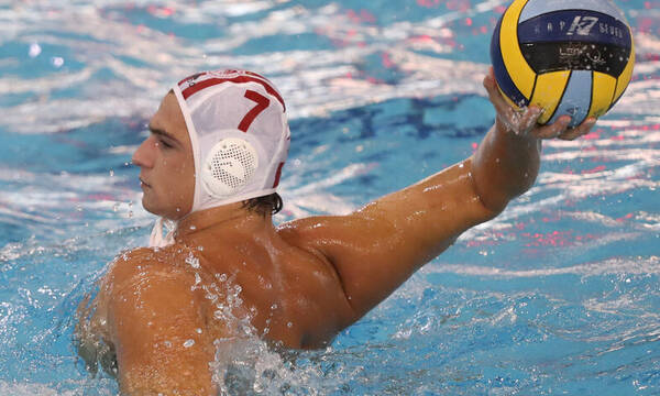 Ολυμπιακός: Μένει και ο Δερβίσης