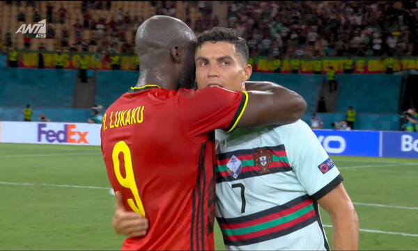 Euro 2020: Η αγκαλιά του Λουκάκου στον Κριστιάνο μετά το Βέλγιο-Πορτογαλία (video)