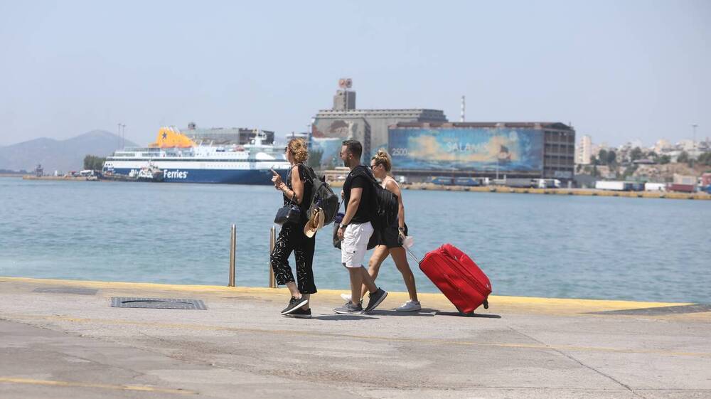 Μετακινήσεις: Πώς θα ταξιδεύουμε στα νησιά από τη Δευτέρα - Τι ισχύει για τα παιδιά