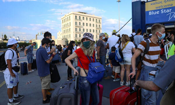 Με Green pass, πιστοποιητικά κι αρνητικό τεστ τα ταξίδια από αύριο - Τι ισχύει για τους ανηλίκους