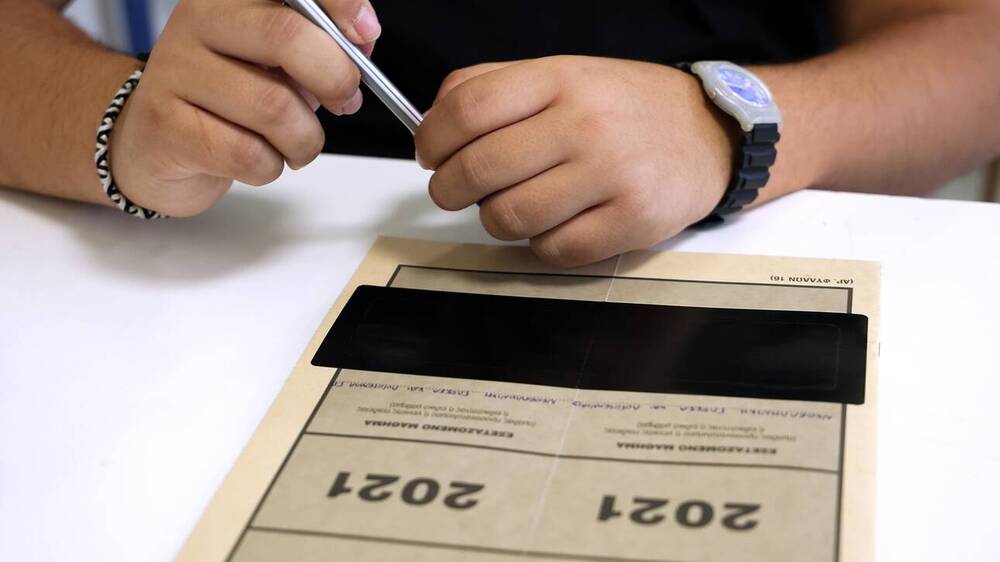 Πανελλήνιες 2021: Τα στατιστικά στοιχεία μορίων για ΓΕΛ και ΕΠΑΛ