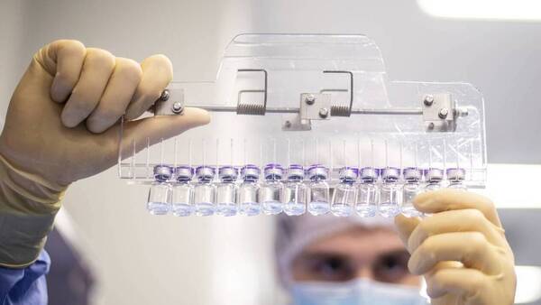 CDC: Έξι στοιχεία για τη μετάλλαξη Δέλτα