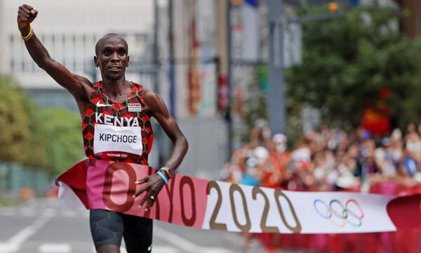 Ολυμπιακοί Αγώνες: Δεύτερο χρυσό στον Μαραθώνιο ο Κιπτσόγκε (photos+video)