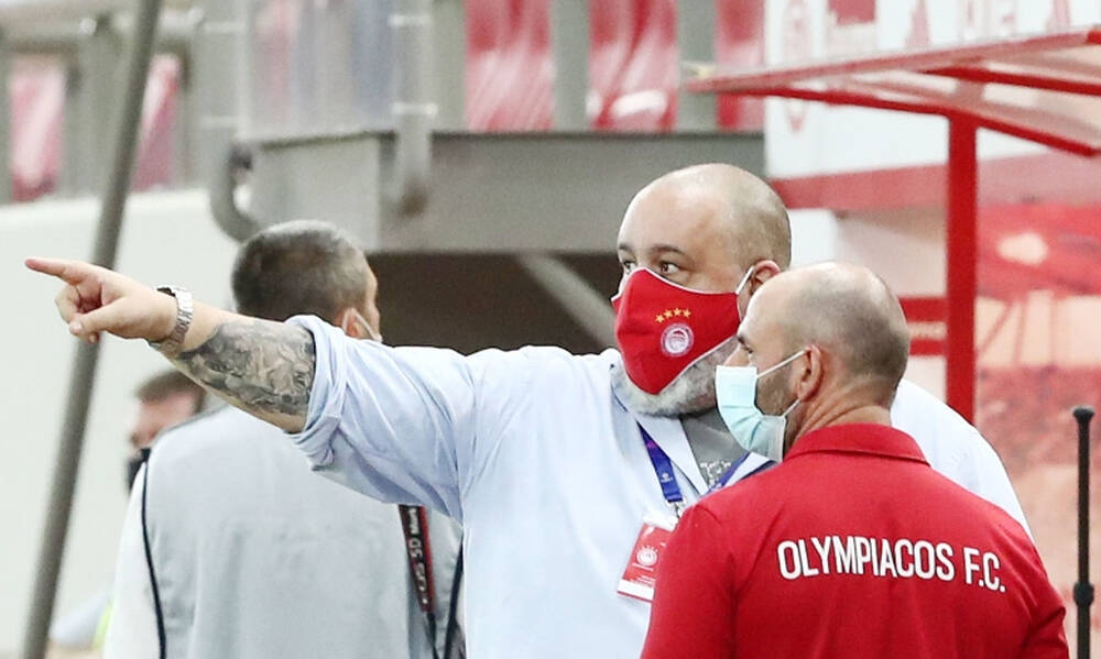 Ολυμπιακός: Ξέσπασμα Καραπαπά - «Στο τέλος θα παίζετε μόνοι σας»