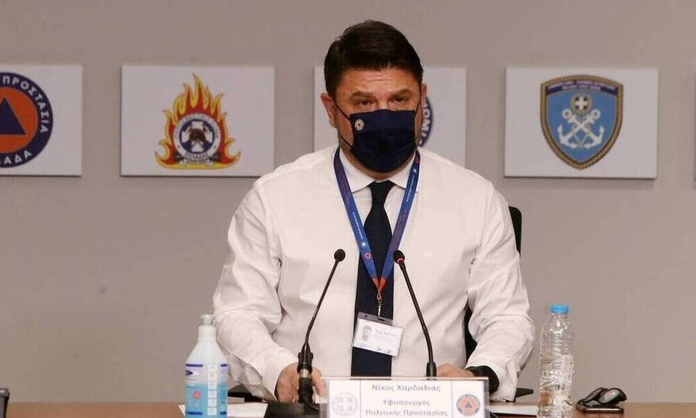 Χαρδαλιάς: Στην Εύβοια το πέπλο καπνού δεν έδινε δίοδο στα εναέρια - 6 μποφόρ στην αρχή της Αττικής