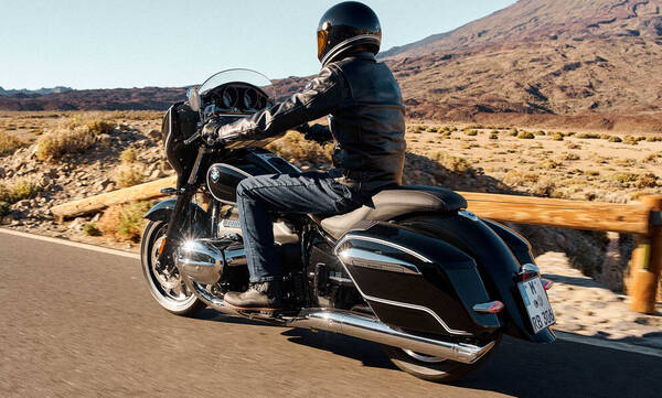 H BMW R18 Transcontinental ρίχνει το γάντι στη Harley Davidson