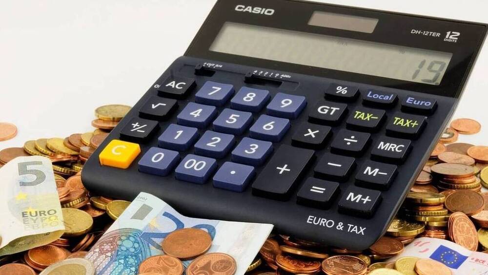 Φορολογικές δηλώσεις: Αντίστροφη μέτρηση για την εκπνοή της προθεσμίας υποβολής τους