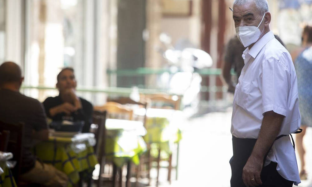 Εμβολιασμός: Ποιοι θα πάρουν σειρά στην υποχρεωτικότητα – Σκληρή στάση για τους ανεμβολίαστους