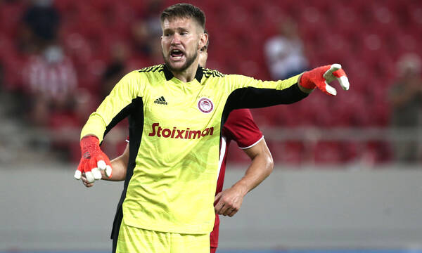 Ολυμπιακός: Κάκωση ο Βάτσλικ - Θα το παλέψει για Aντβέρπ (photos+video)