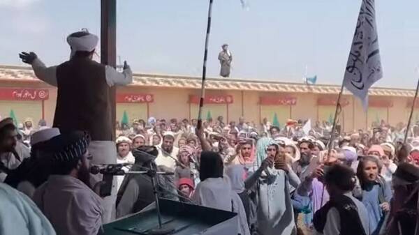 Αποκλειστικό CNNi: Οδοιπορικό στο νέο Αφγανιστάν - Οι πρώτες κινήσεις των Ταλιμπάν