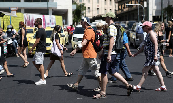 Κρούσματα σήμερα: 2.170 νέα ανακοίνωσε ο ΕΟΔΥ - 43 θάνατοι σε 24 ώρες, στους 384 οι διασωληνωμένοι