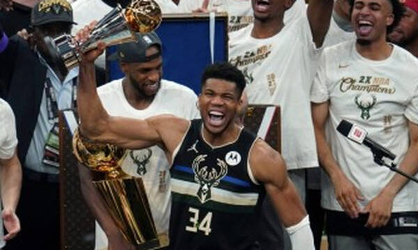 Αντετοκούνμπο: Ο Greek Freak σε 20.500 κομμάτια lego (video)