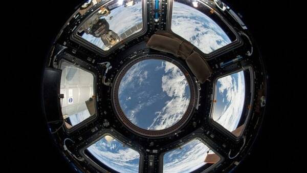 Έσπασε κάθε προηγούμενο ρεκόρ η ταυτόχρονη παρουσία ανθρώπων στο διάστημα