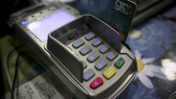 Ηλεκτρονικές αποδείξεις: Ποιες δαπάνες εκπίπτουν από το φορολογητέο εισόδημα