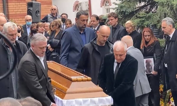 Κηδεία Ντούσαν Ίβκοβιτς: Λύγισε ο Ομπράντοβιτς 