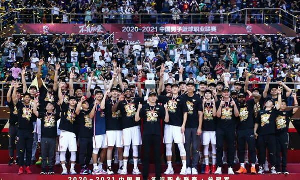 Κίνα: Με ξένους παίκτες το πρωτάθλημα!