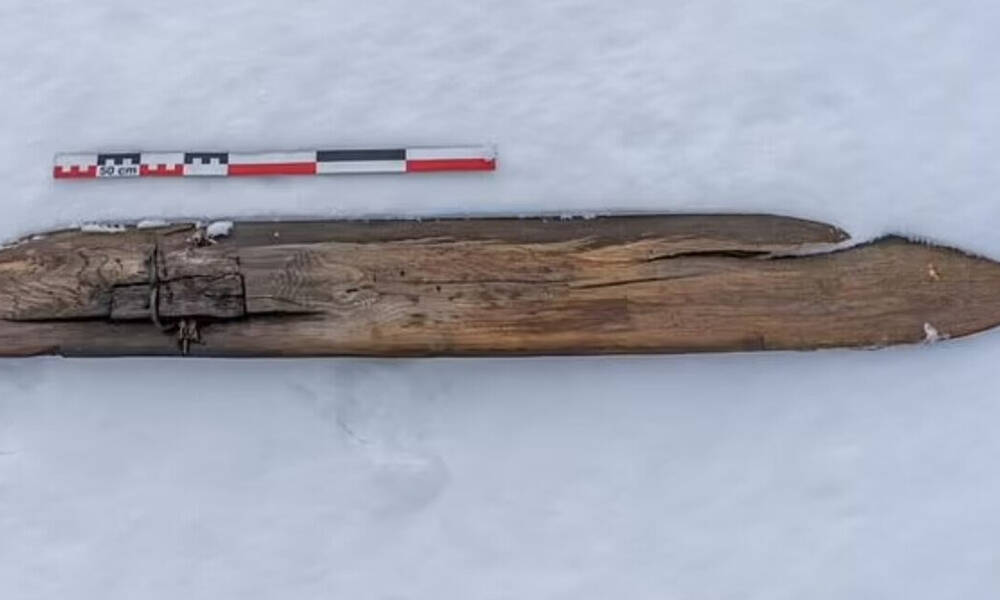 Ανακαλύφθηκε το αρχαιότερο ζευγάρι ξύλινων πέδιλων σκι στην ιστορία - Μυστήριο 1.300 χρόνων