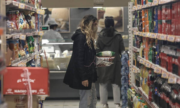  Στο «κόκκινο» οι τιμές σε μεταφορές, καύσιμα, φρέσκα τρόφιμα – Αποκαλυπτικά τα στοιχεία της ΕΛΣΤΑΤ