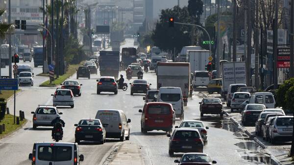 Τέλη κυκλοφορίας 2022: Τι θα πληρώσουμε φέτος - Πότε θα αναρτηθούν στο Taxisnet